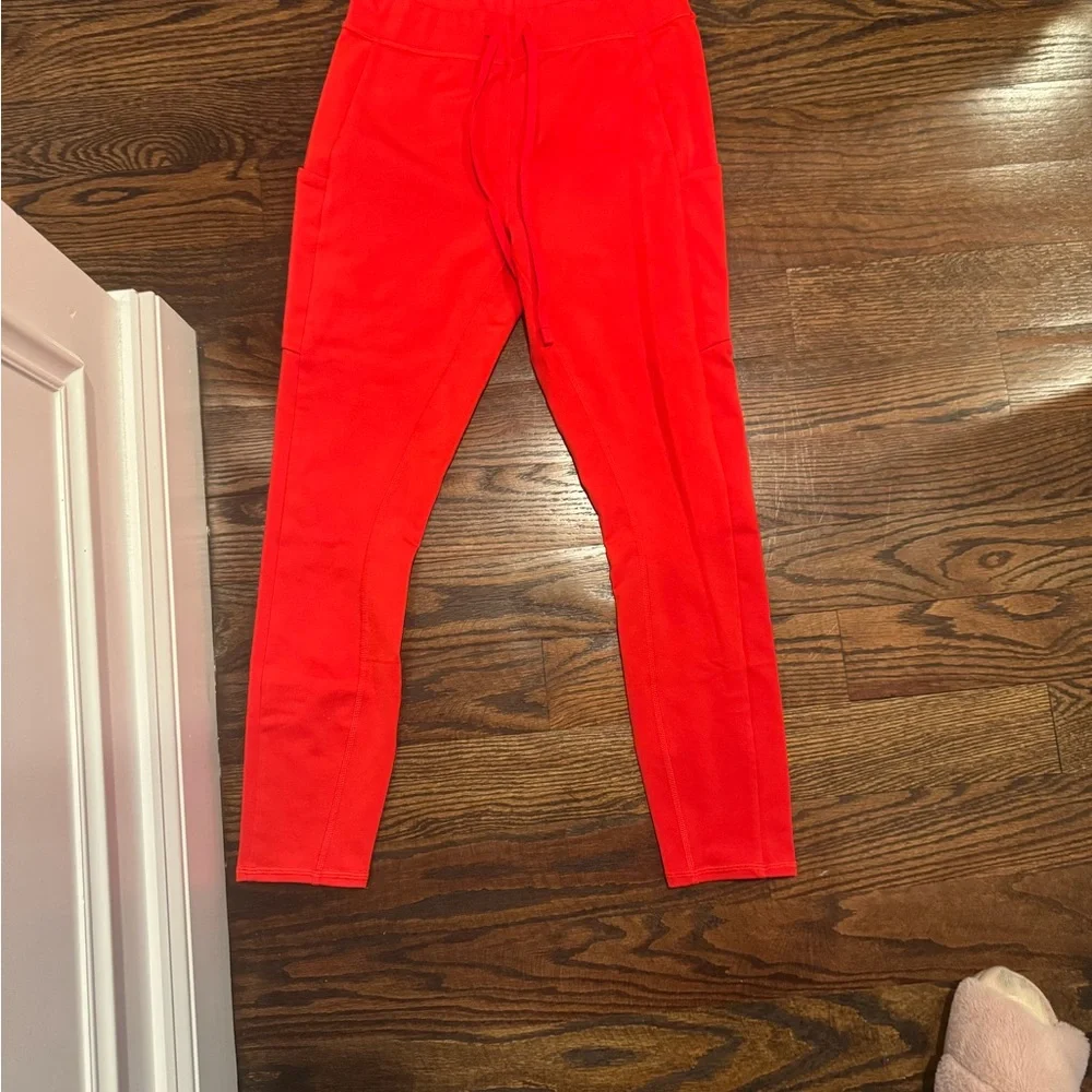 ALO RED DRAWSTRING LEGGINGS SIZE M